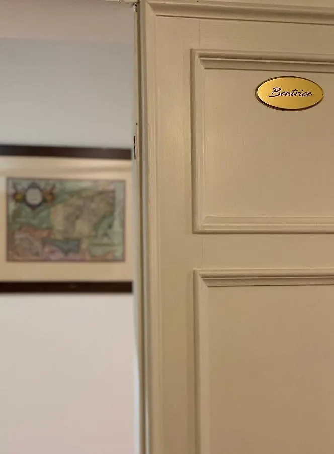 Apartment Cavour44 - Palazzo Canossa Verona