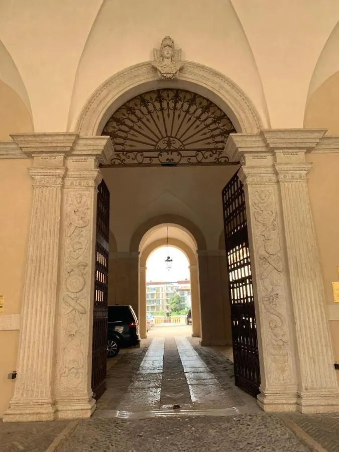 Cavour44 - Palazzo Canossa Verona