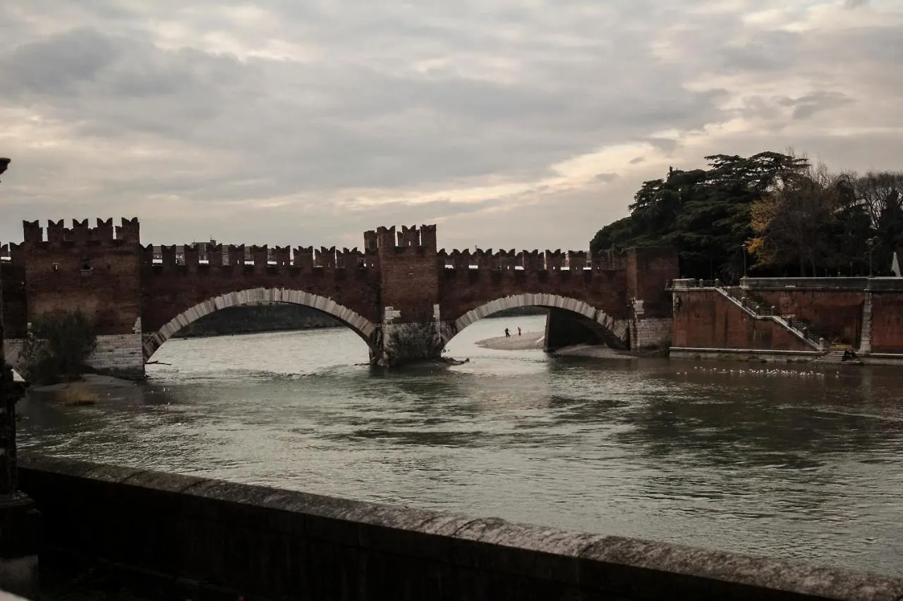 Cavour44 - Palazzo Canossa Verona Apartment